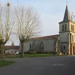 Casa vacanze Gîte LAU'LIVIER- Piscine chauffée et couverte Givarlais