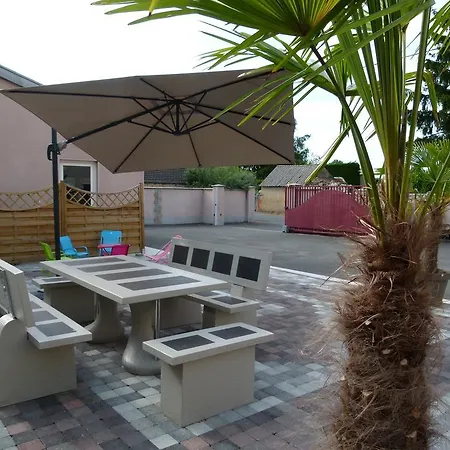 Holiday home Gite Lau'Livier- 9 Pers Piscine Chauffee Et Couverte *